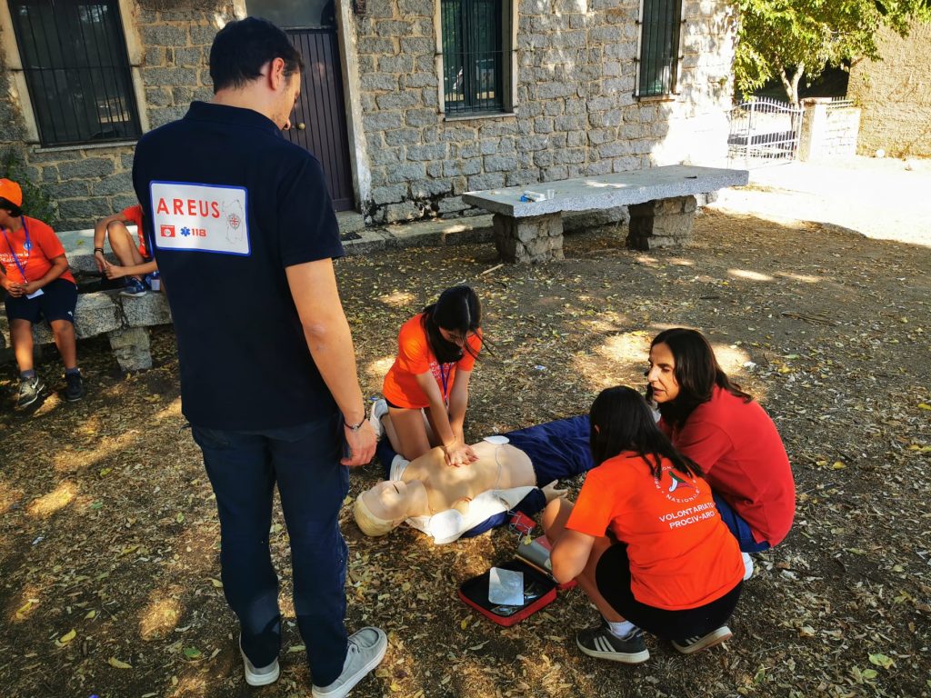 A Gavoi un campo scuola della Protezione civile con Areus